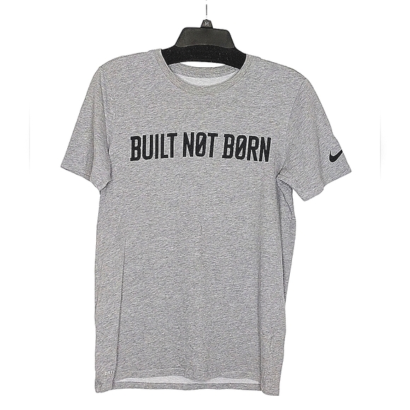 Nike Men's Small Dri-Fit Graphic Tee - Picture 1 of 3